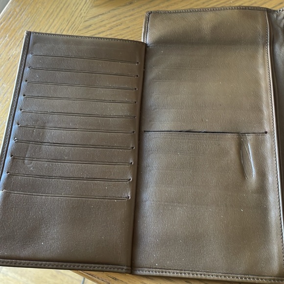 Sojourns End Handcrafted Leather Credit Card, Check, Document, Money Bill Holder - Picture 3 of 6